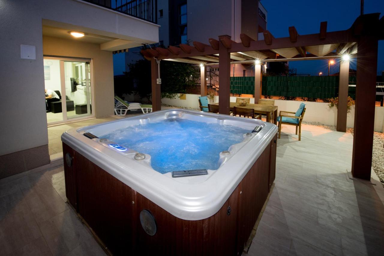 Apartment Miss Tina Trogir Exterior photo