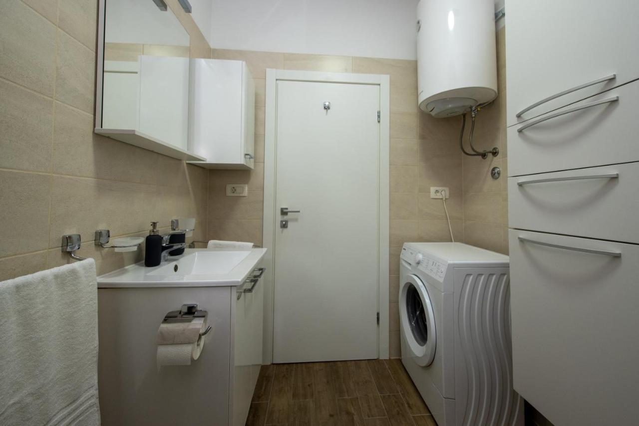 Apartment Miss Tina Trogir Exterior photo